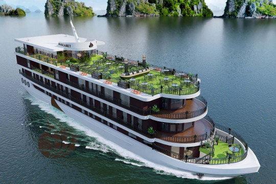 Celebrate Love on a Halong Bay Cruise with Scenic Views