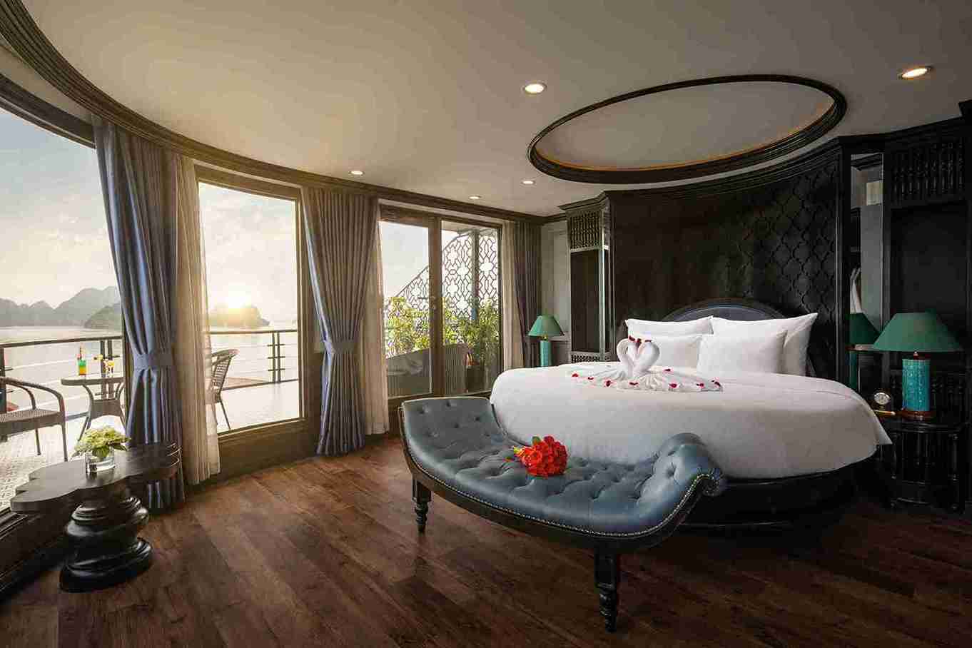 Suite Honeymoon Hướng Biển (Honeymoon Sea View Suite)