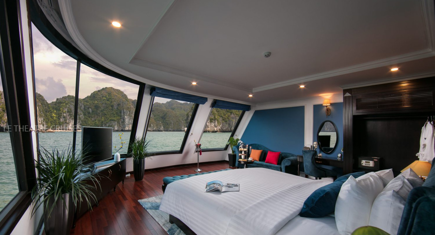 Panorama Suite with Balcony